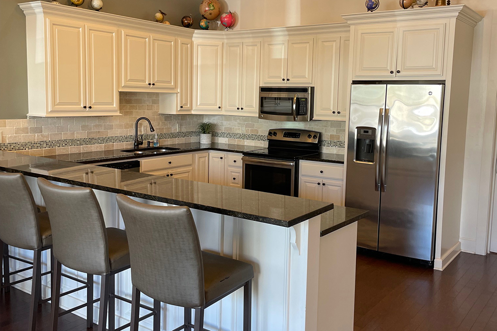 Amenity Center Parlor Room-4